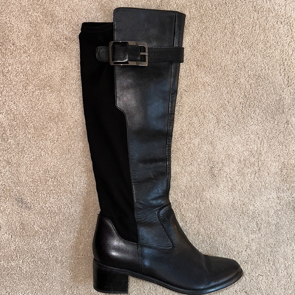 Tahari boots